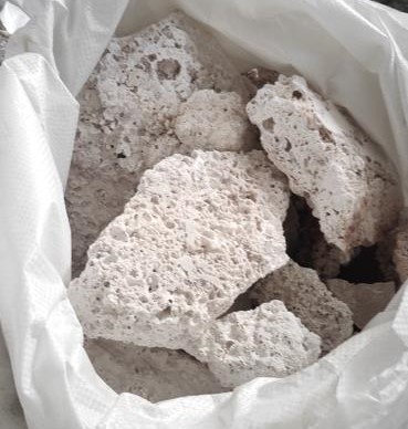 Calcium chloride dihydrate